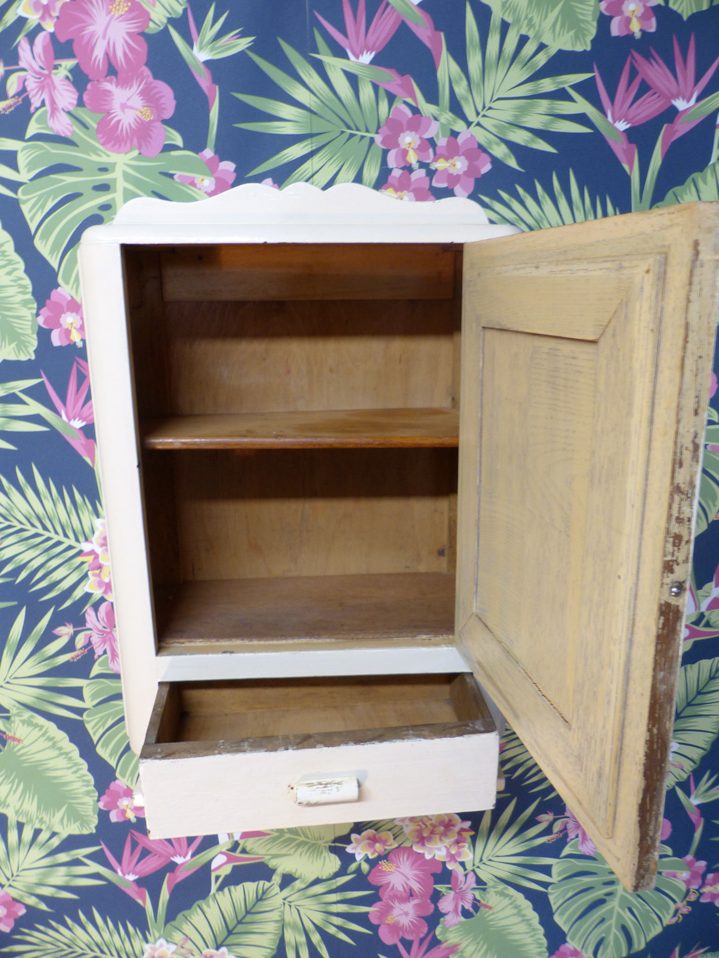 Armoire de toilette années 40'