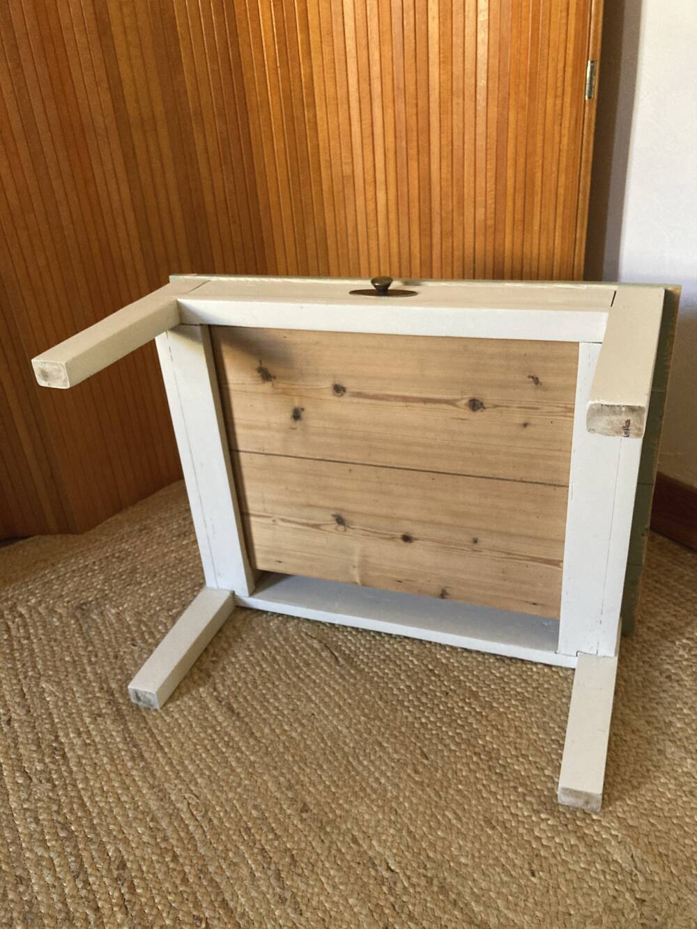 Solid wood coffee table with drawer