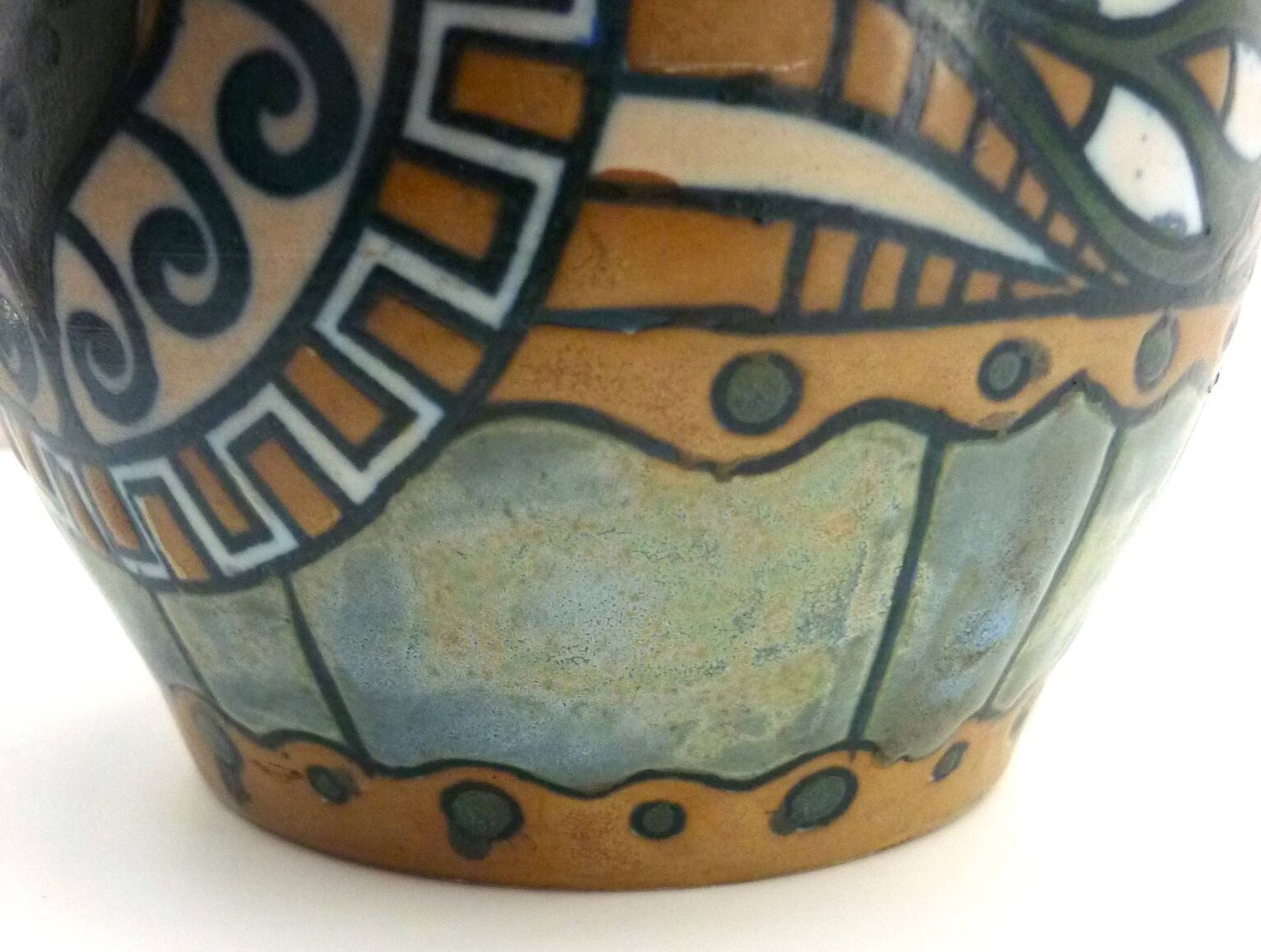 Glazed stoneware vase, Art Deco circa 1920, signed Kèramis, Charles Catteau.