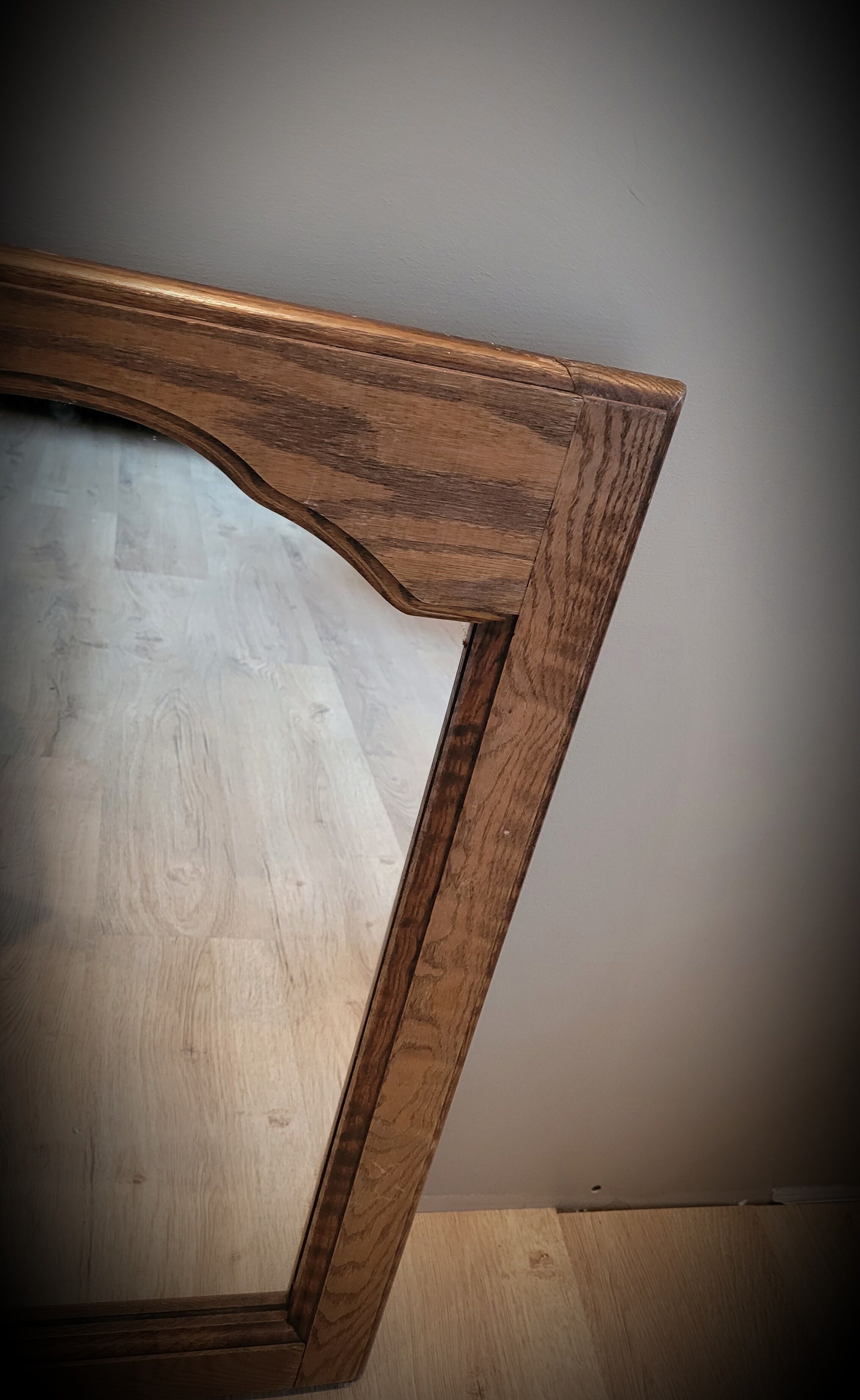 Mirror wood mustache 55x73
