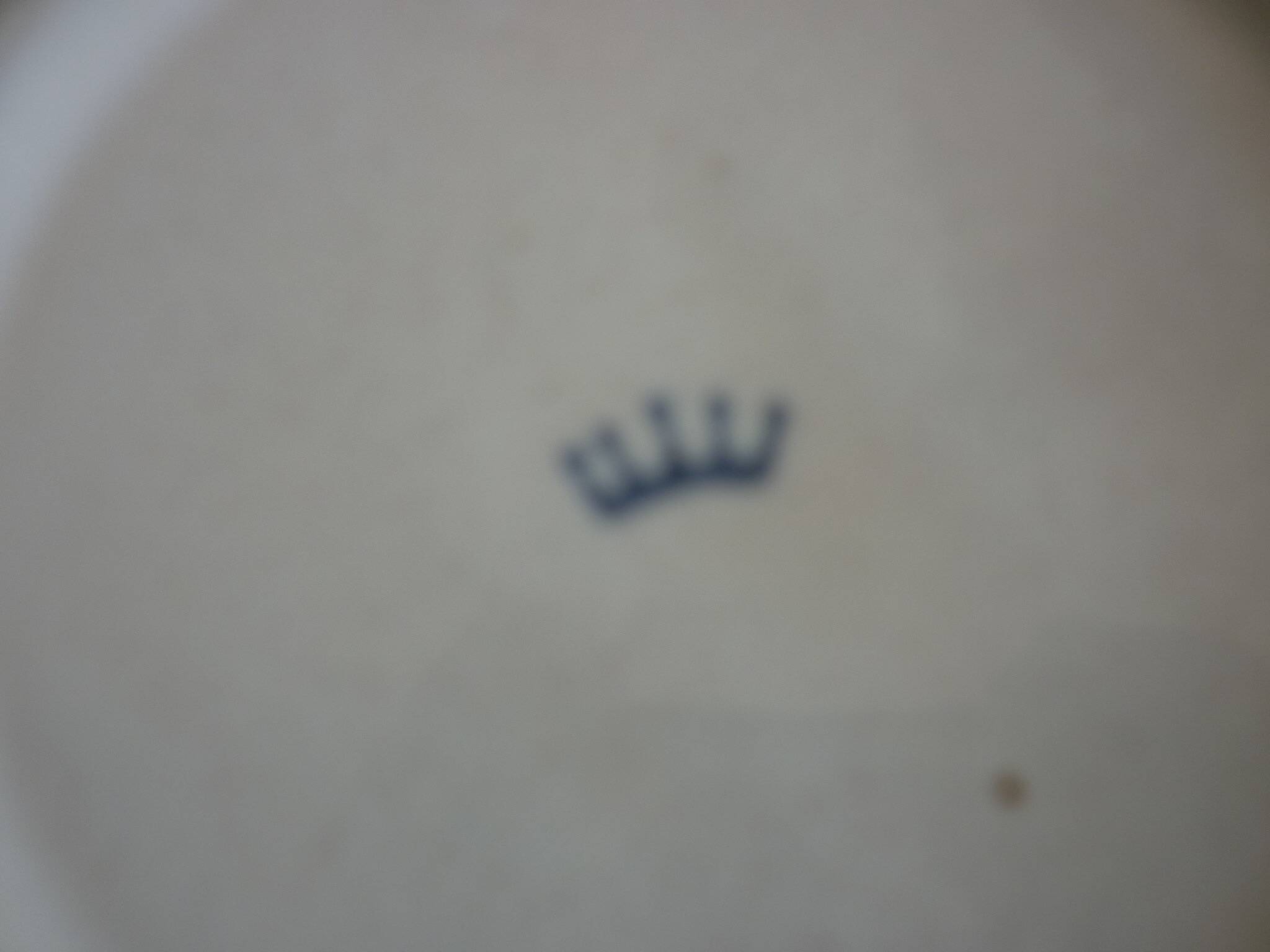 3 ceramic casserole dishes with blue and brown branch pattern