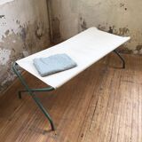 Maternal folding camp bed