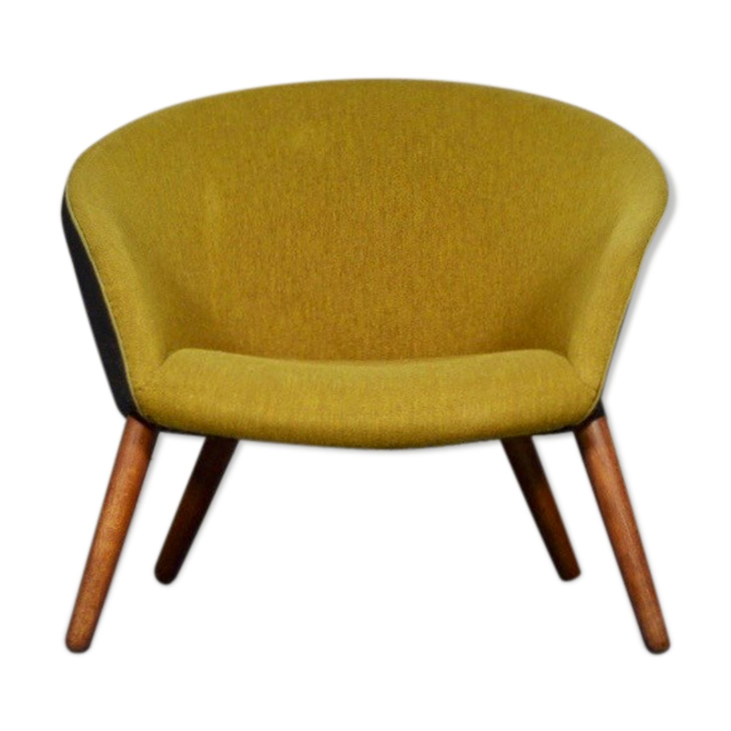 Exceptional Lounge chair by Nanna Ditzel