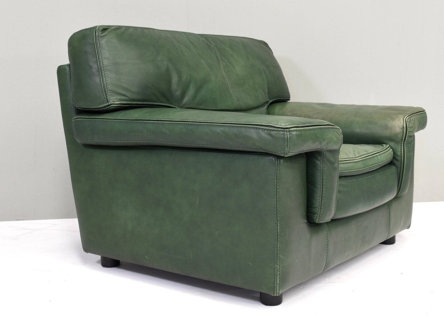 Roche Bobois lounge armchair in original green patinated leather, 1970