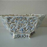 Open porcelain fruit cup