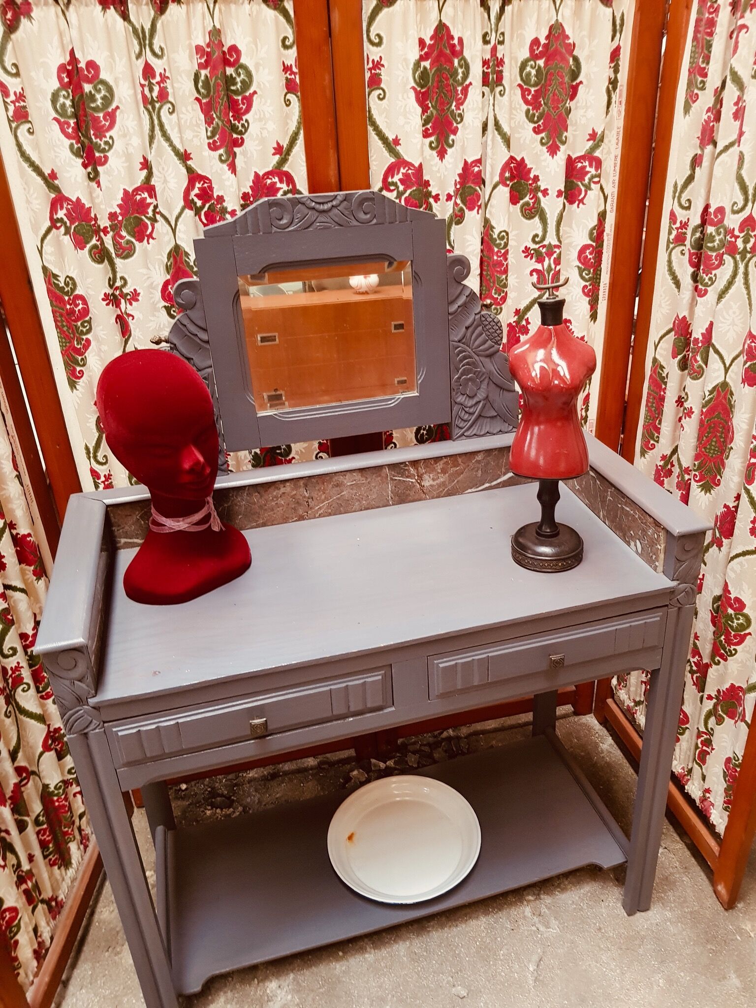 Art Deco style dressing table