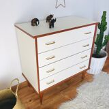 White and wooden chest of drawers