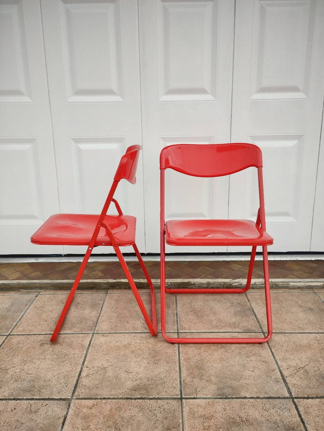 Pair of Italian folding chairs