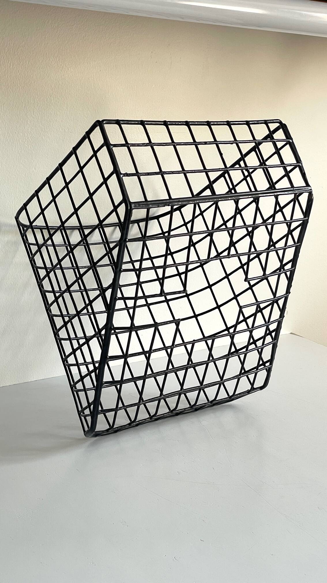 Vintage storage steel wire wall basket