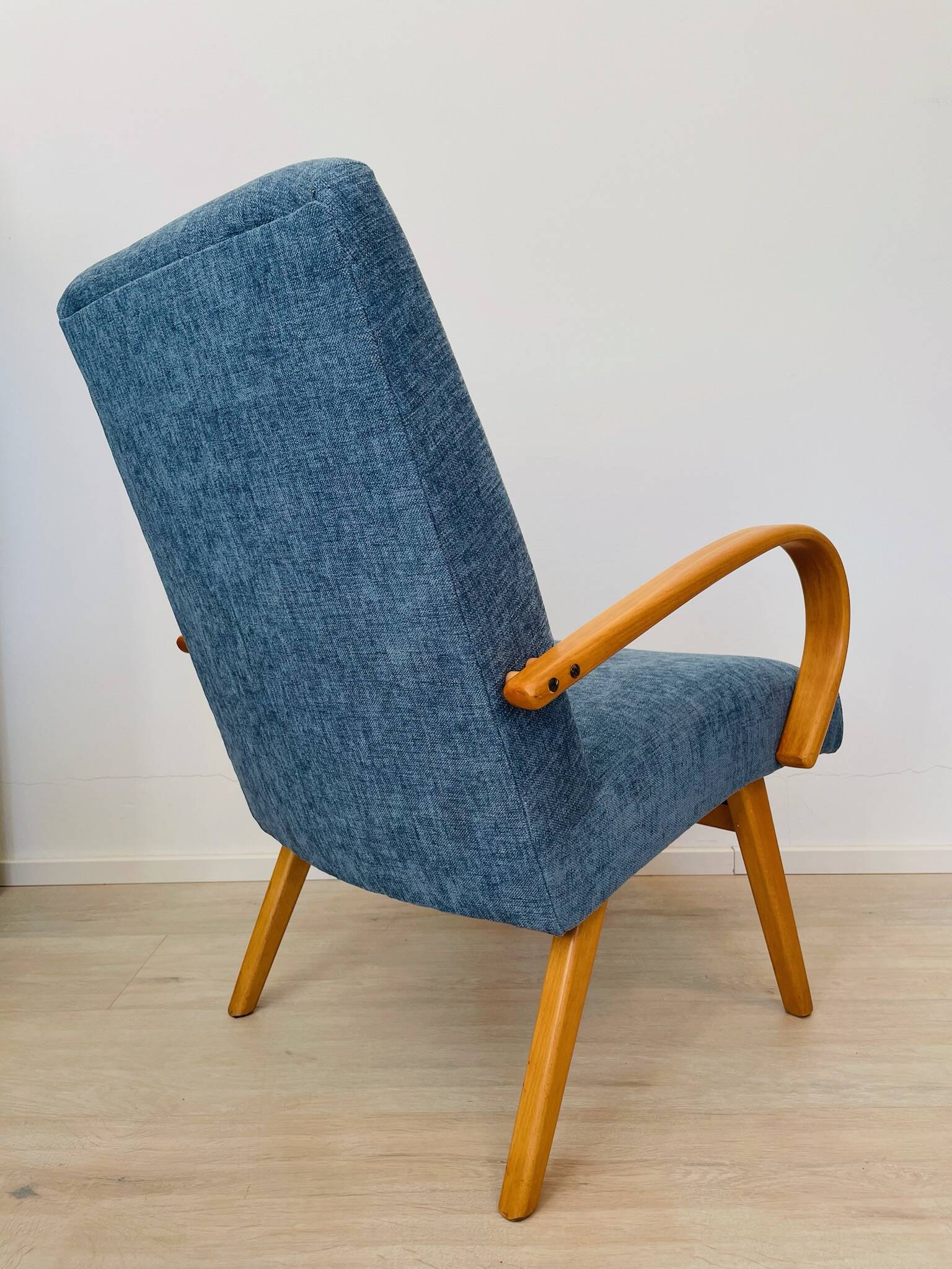 Lounge Mid Century Armchair by Jaroslav Smidek for Ton, Czechoslovakia 1970
