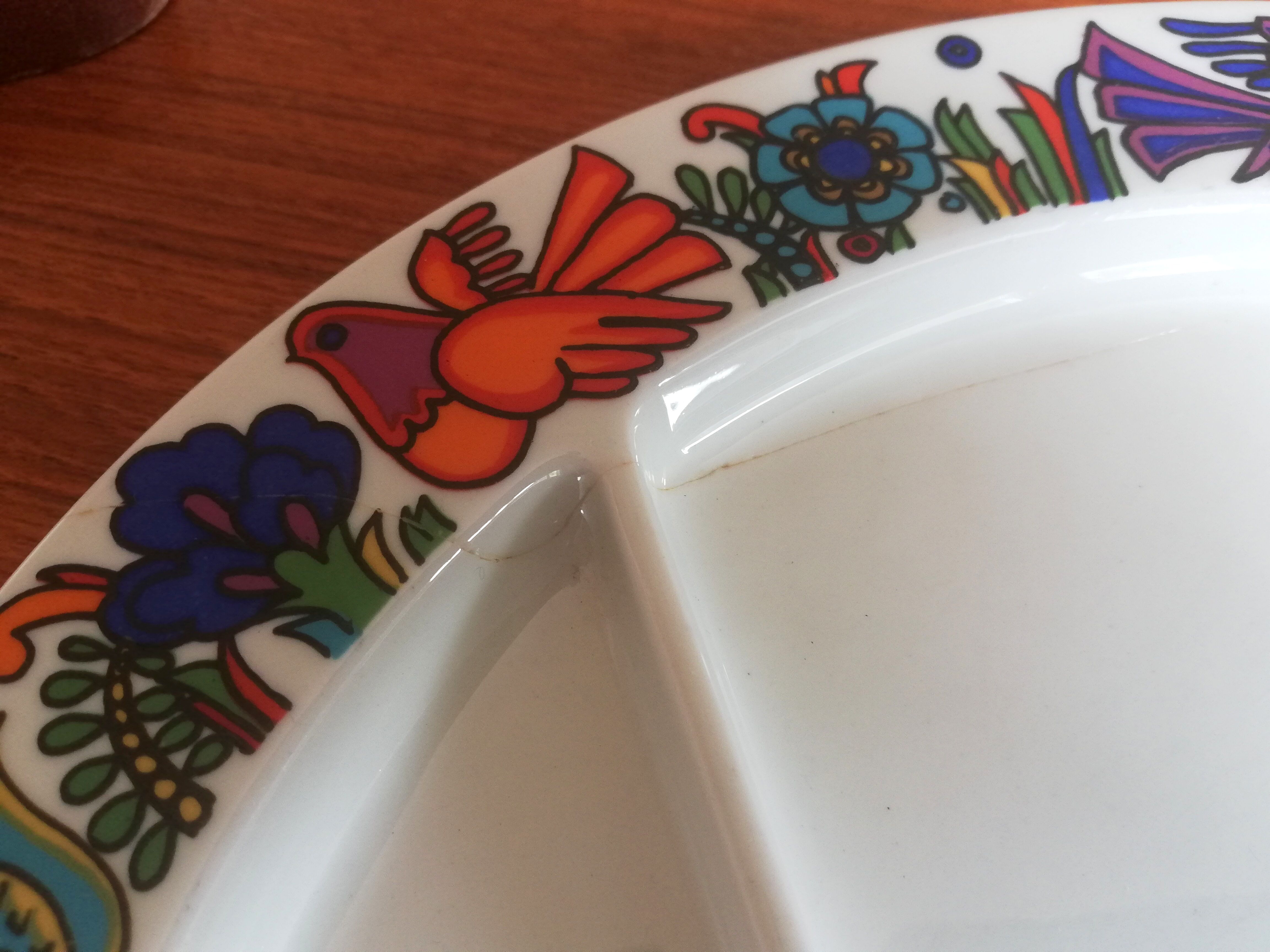 8 plates to Acapulco from Villeroy and Boch 1960 compartments