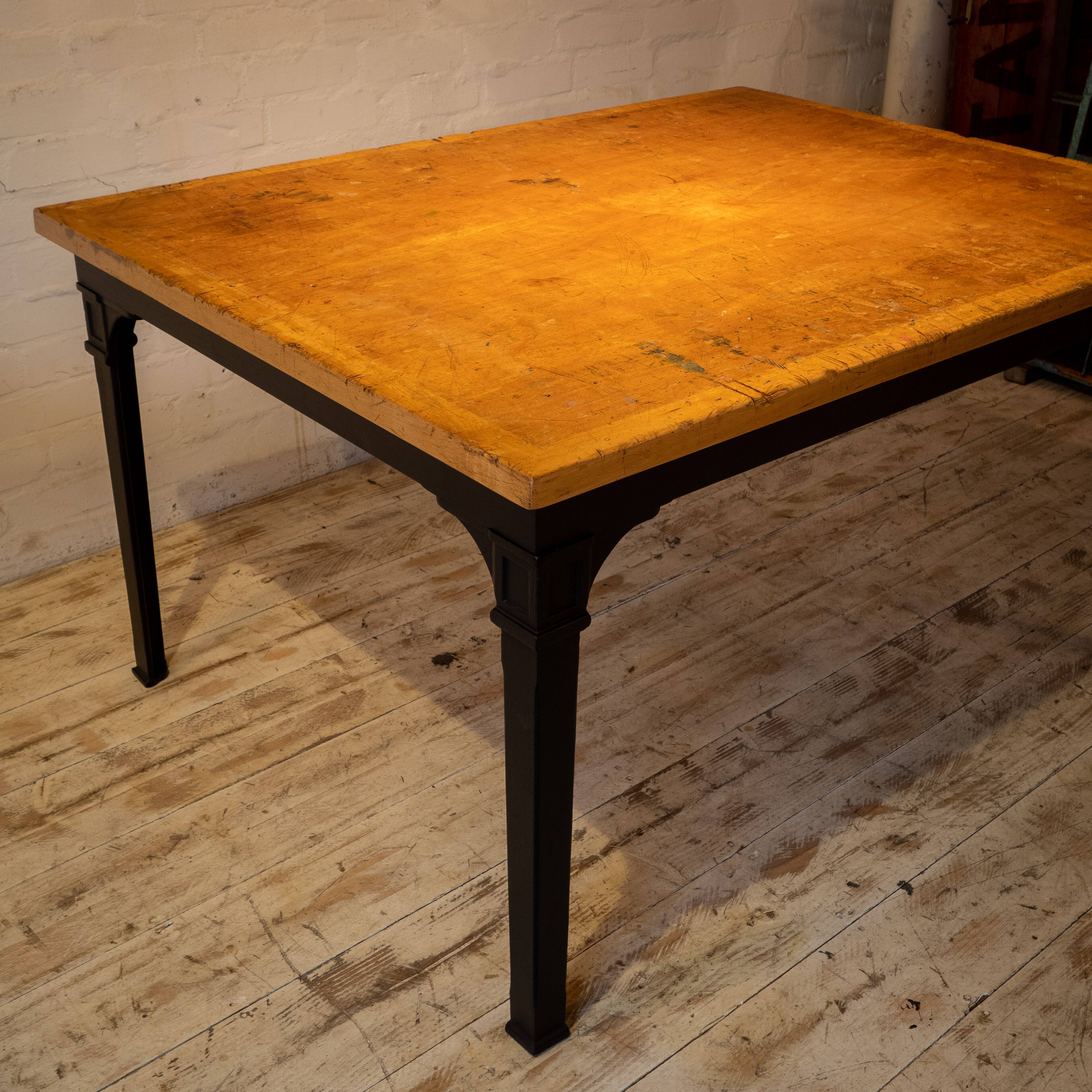 Table de la Reichsbahn avec plateau d'établi