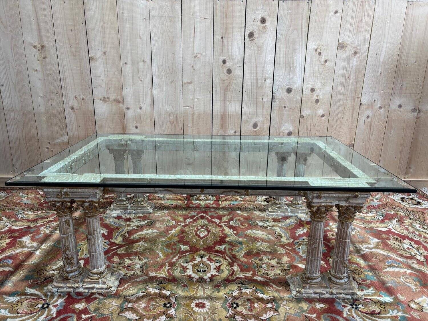 Coffee table with Corinthian columns and glass top
