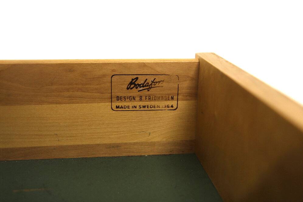 “Variett” library Bertil Fridhagen, Bodafors, Sweden, 1960