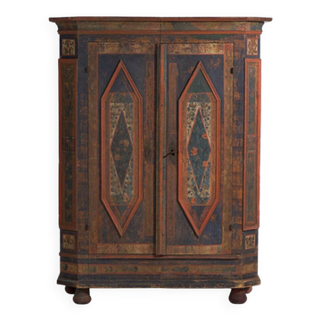 Polychrome wardrobe from Central Europe – Late 18th to early 19th century (c. 1780-1820)