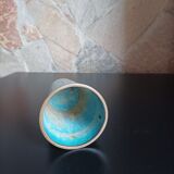 Bronze glass in partitioned enamels
