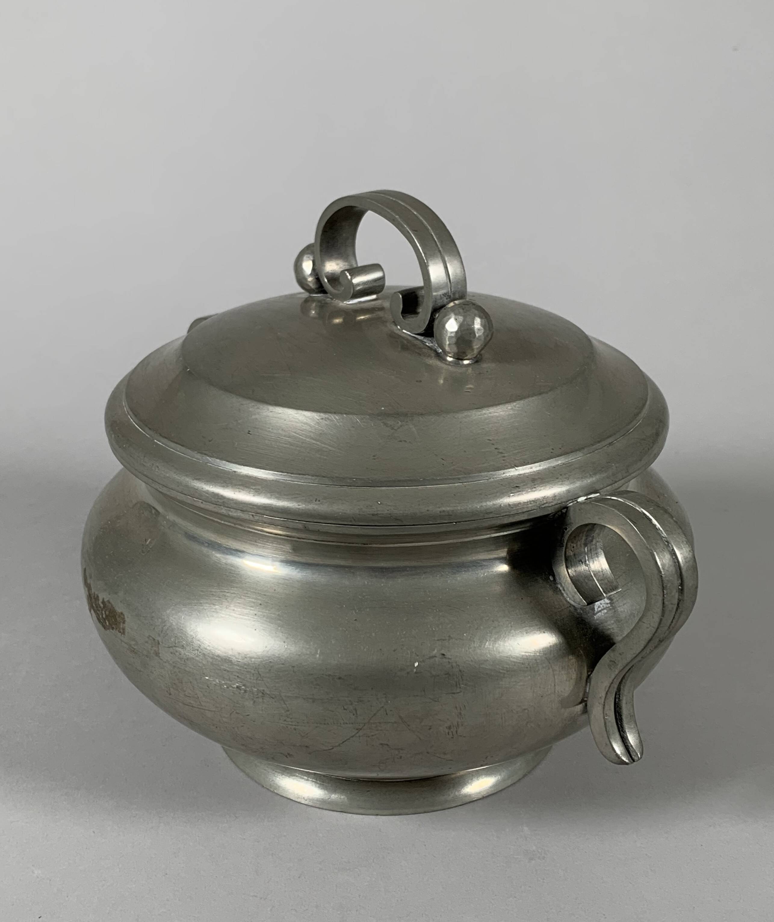 Soup tureen Signed Jean Despres (1889 - 1980) Modernist Style