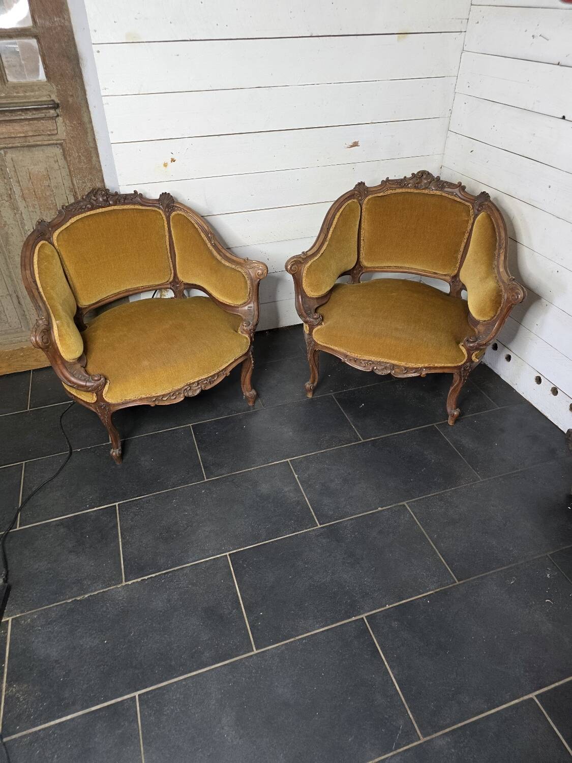 Paire de fauteuils marquise style Louis XV