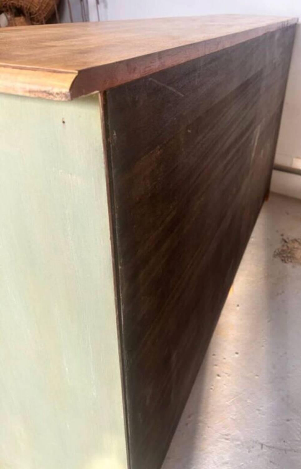 Antique green patinated grand buffet – 4 doors & 4 drawers – Wooden top