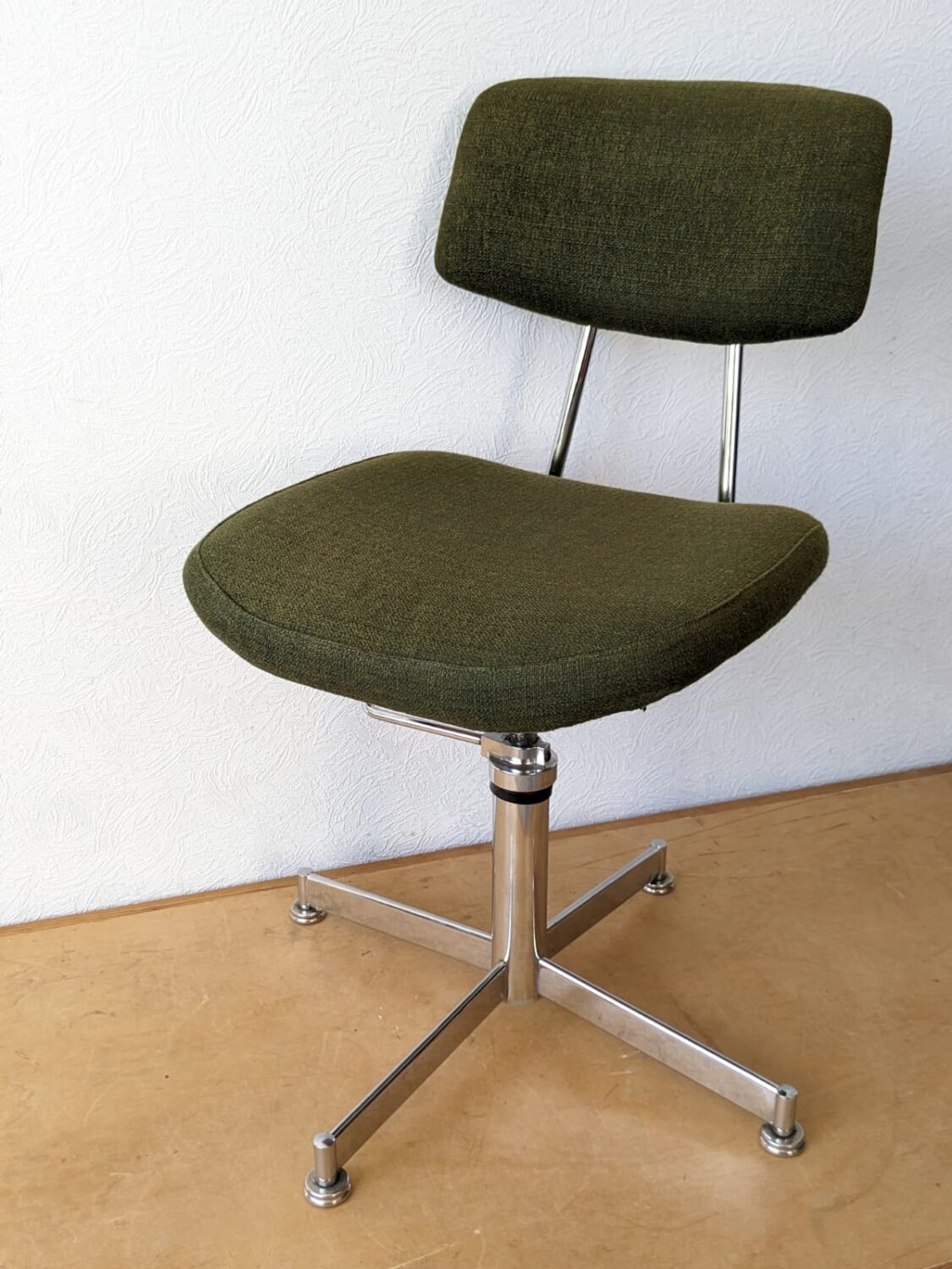 70s office chair
