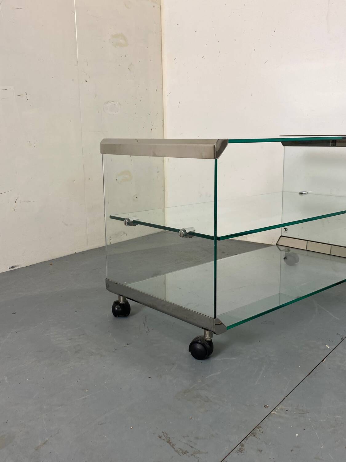 Table d'appoint vintage en verre Space Age par Gallotti & Radice, Italie 1970