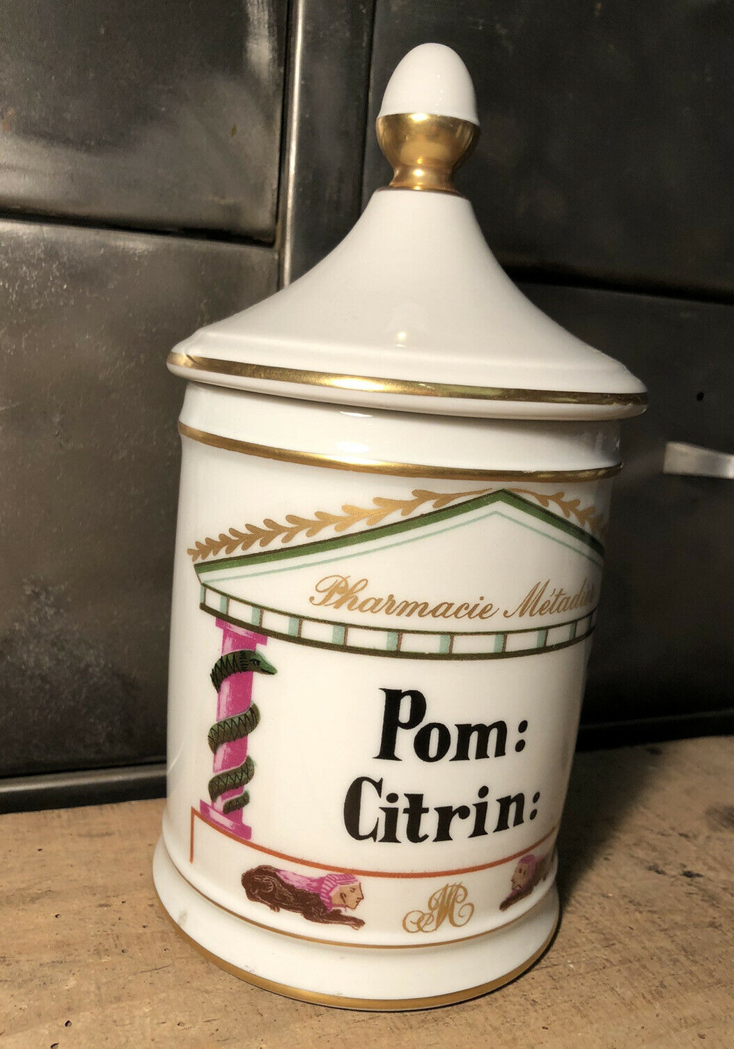 Apothecary porcelain jar from Limoges Goumot Labesse