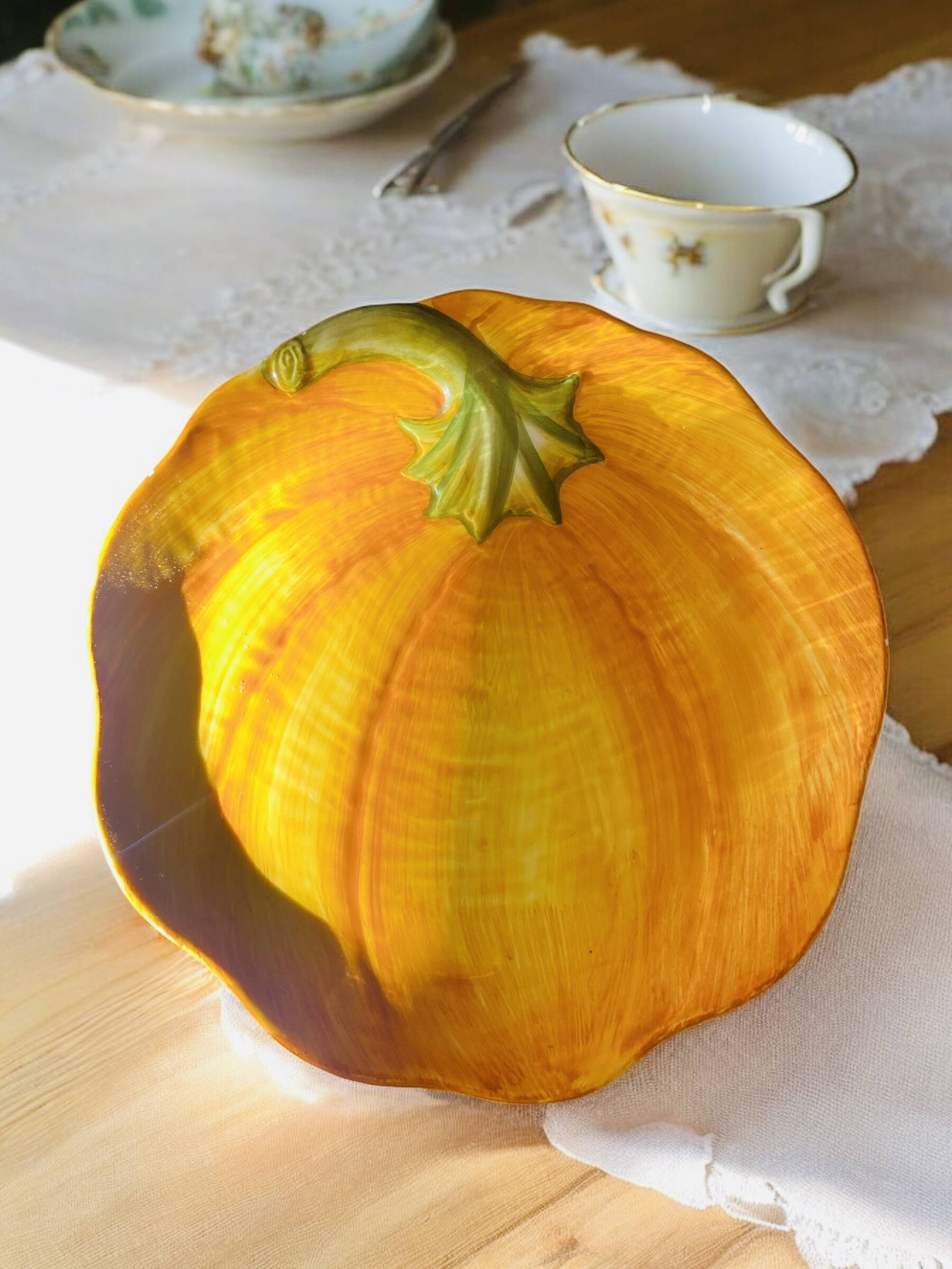 Pumpkin slip plate