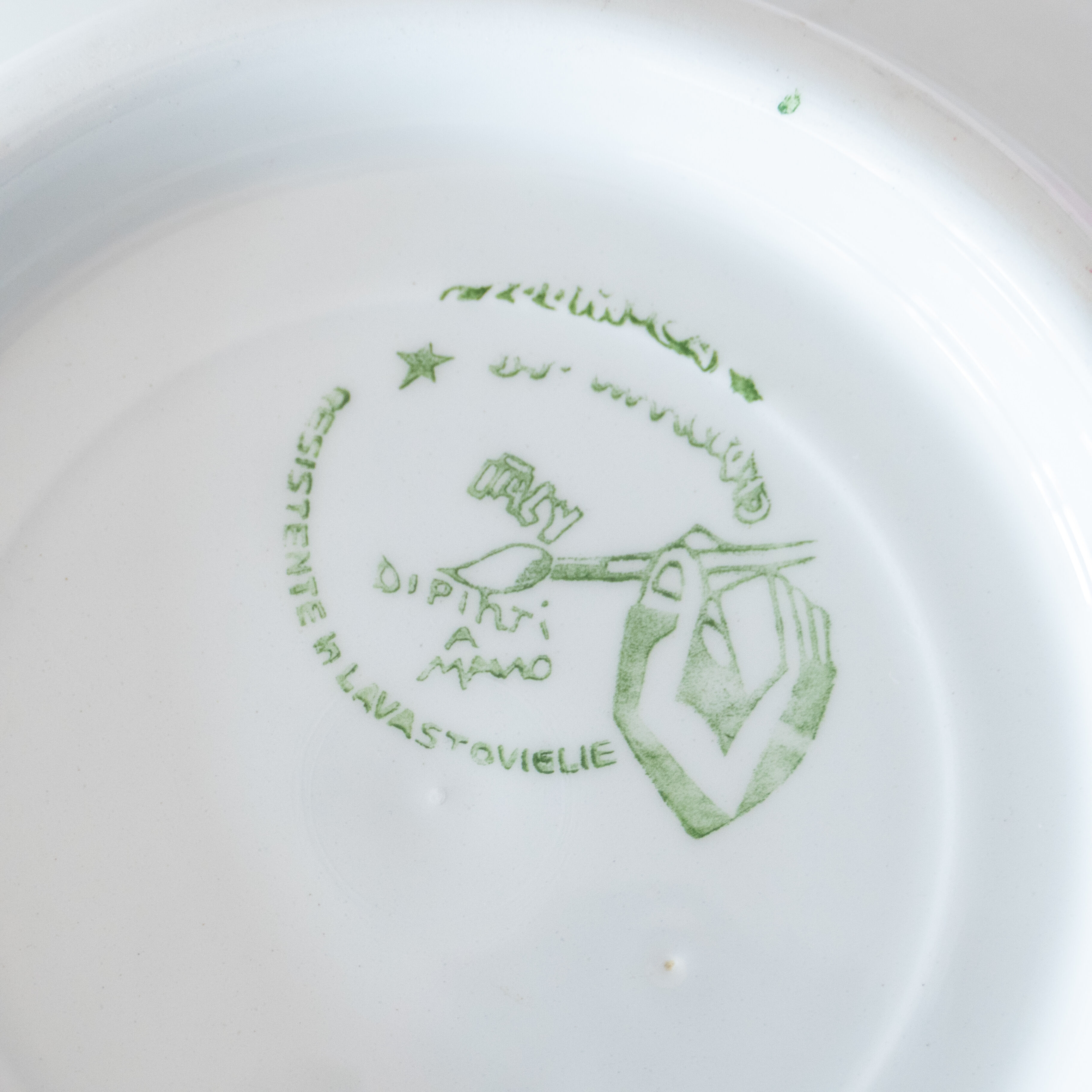 Duo of san marciano dishes painted by hand