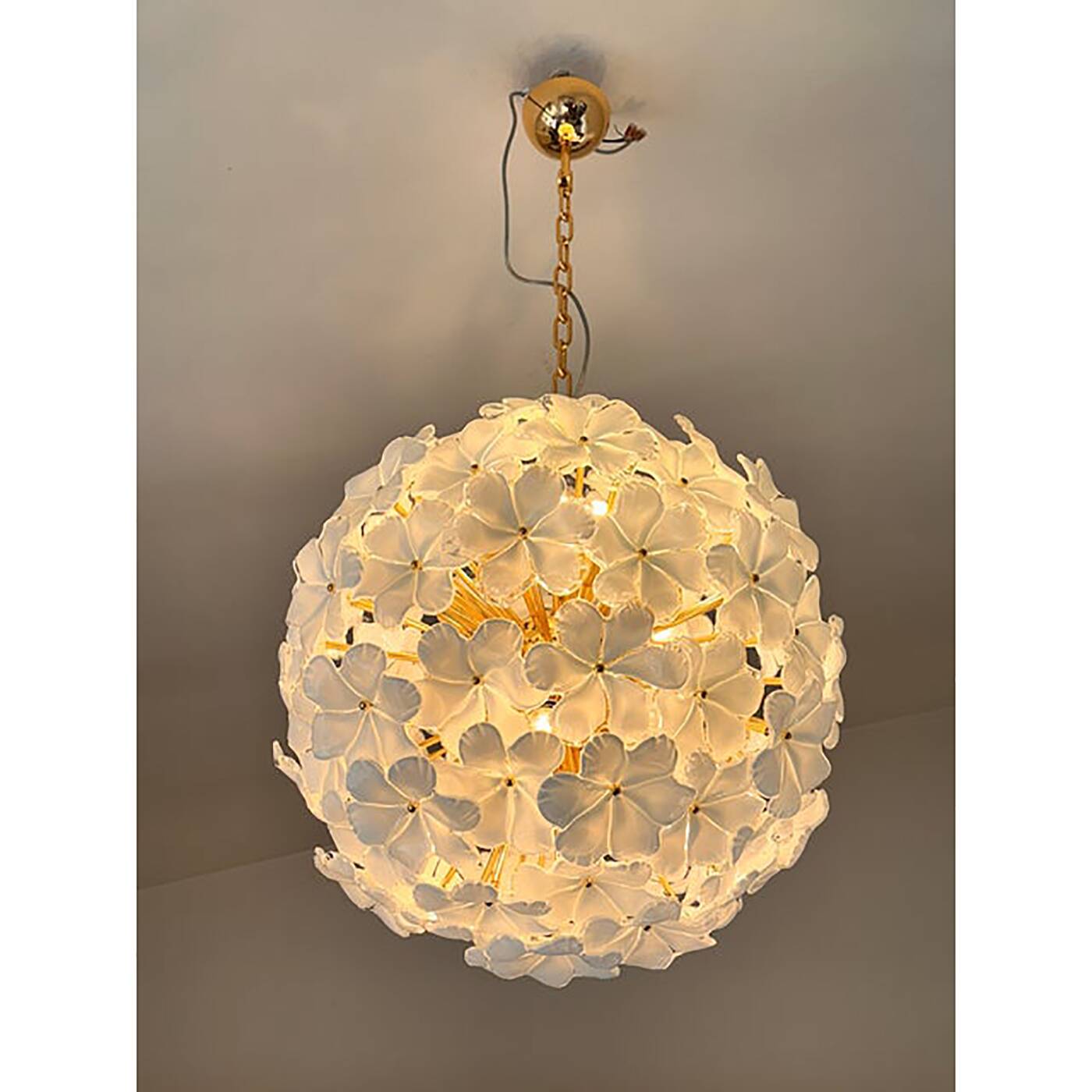 Italian White Flowers Glass Sputnik Candlestick