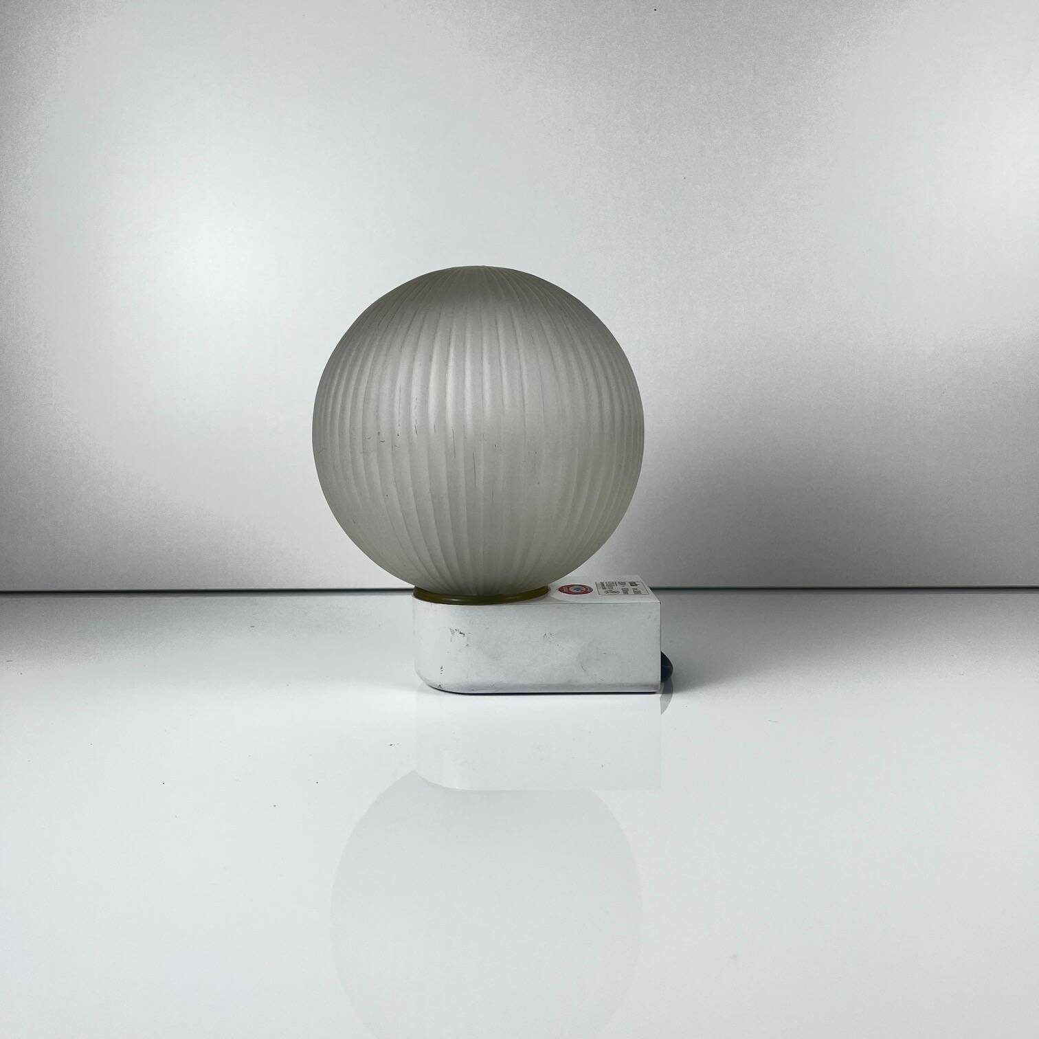 Modernist INDA wall light, white, 1970