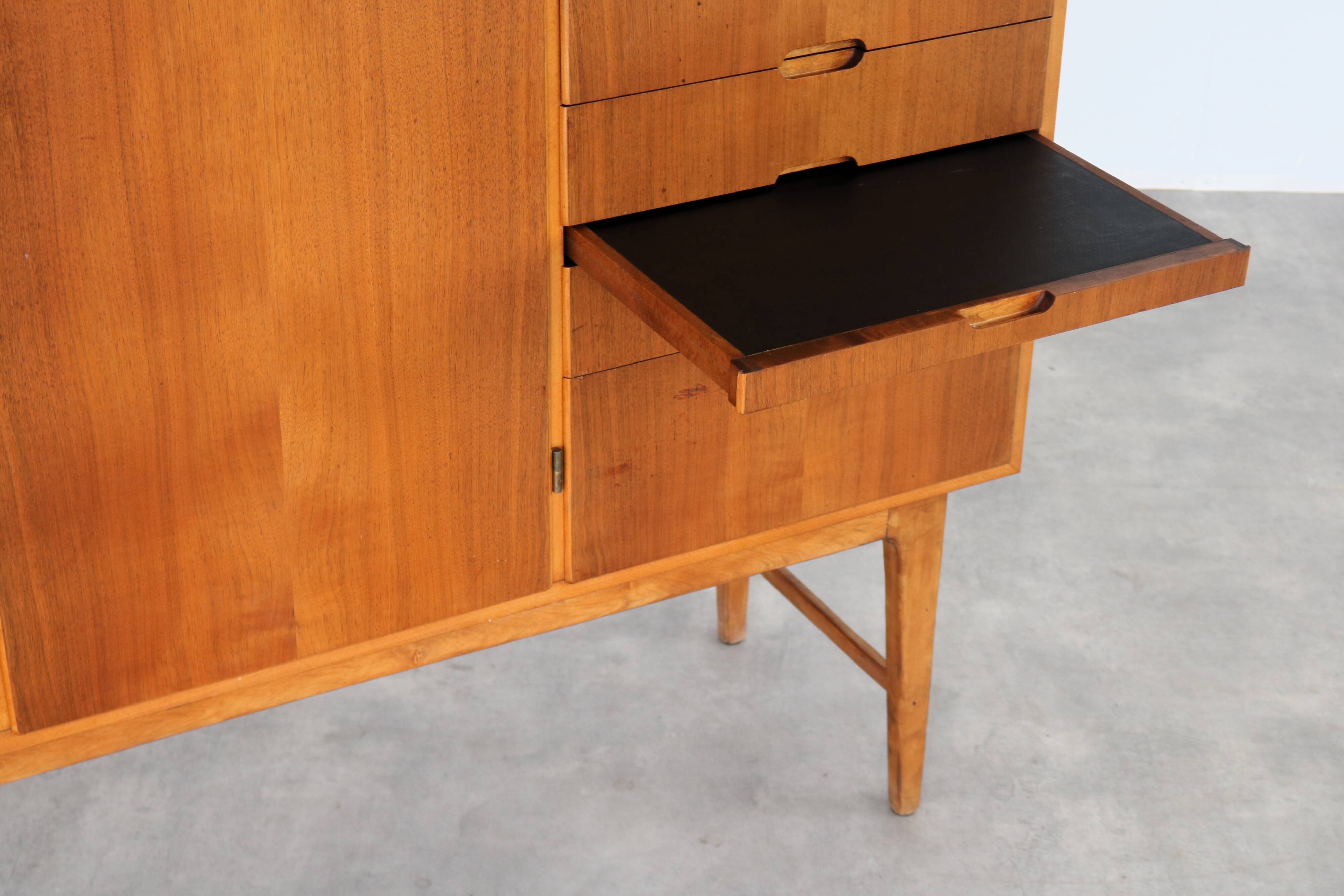 vintage highboard | wall cabinet | Juryvald | 1954