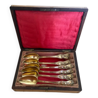 Set of 6 silver-gilt teaspoons, 2nd grade neck brace hallmark, 14 cm, in its box, late 19th century. Early 20th century