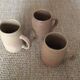 3 mugs en grès
