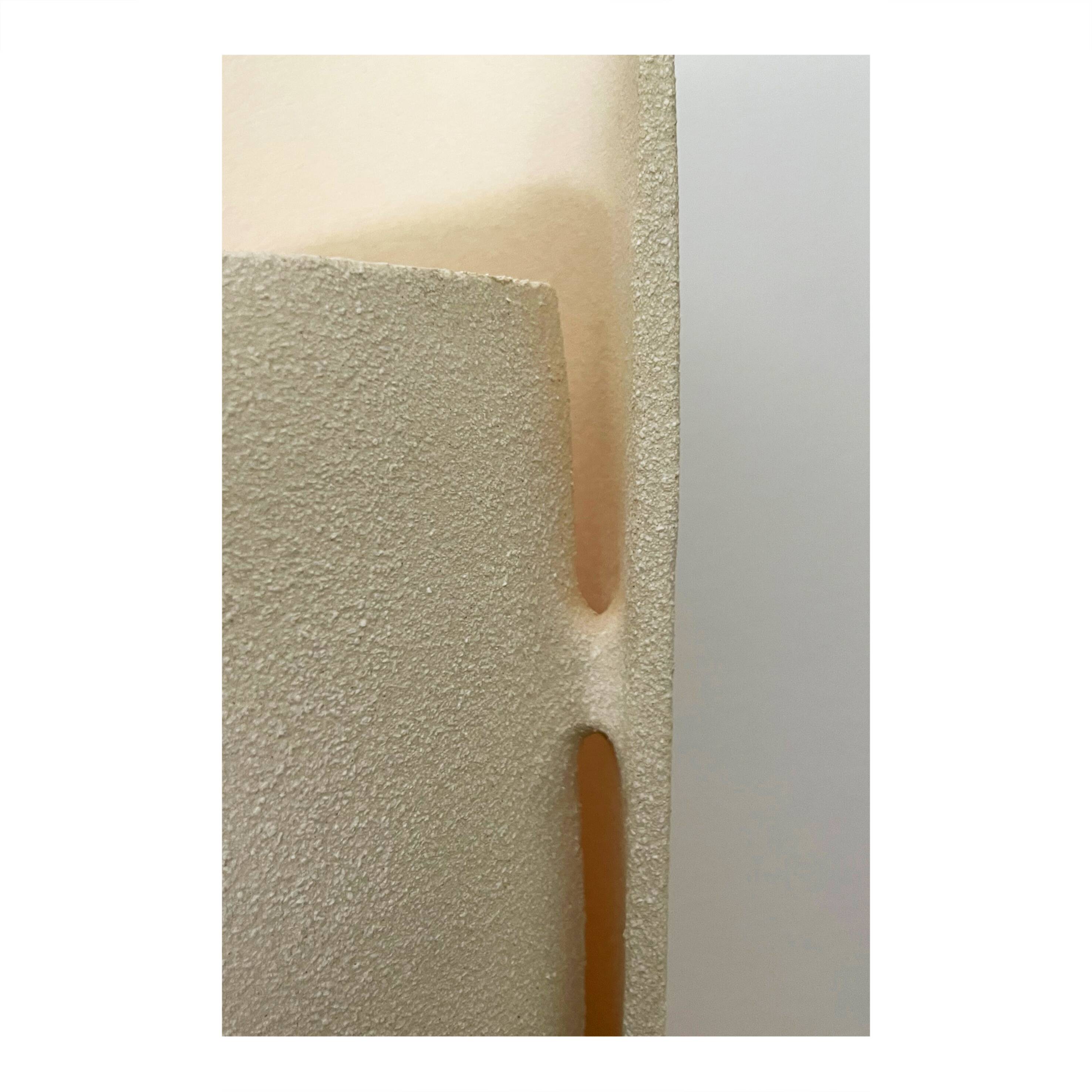 White sandstone tile lamp