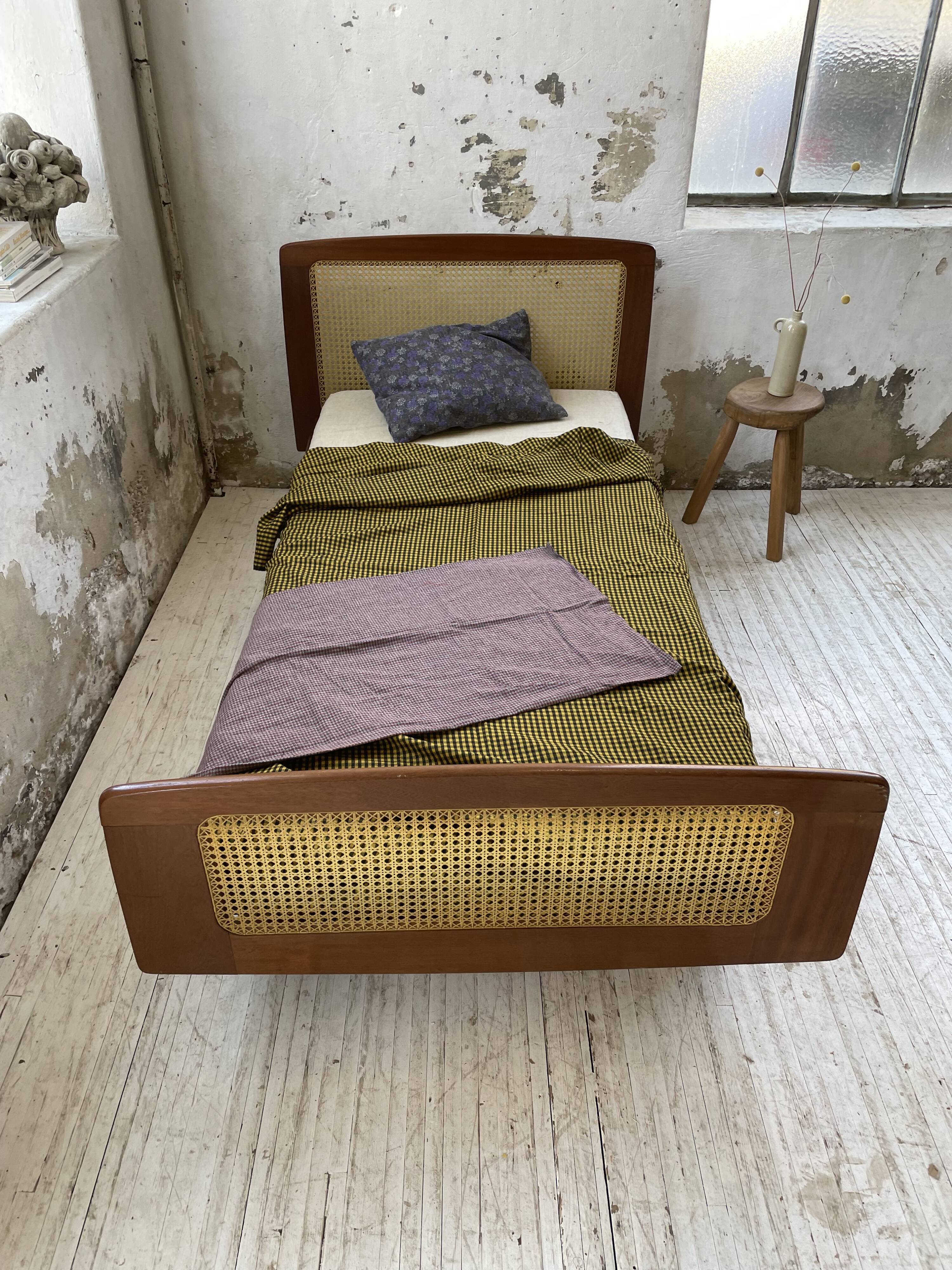 Lit Roset SNA teck et cannage 1 place