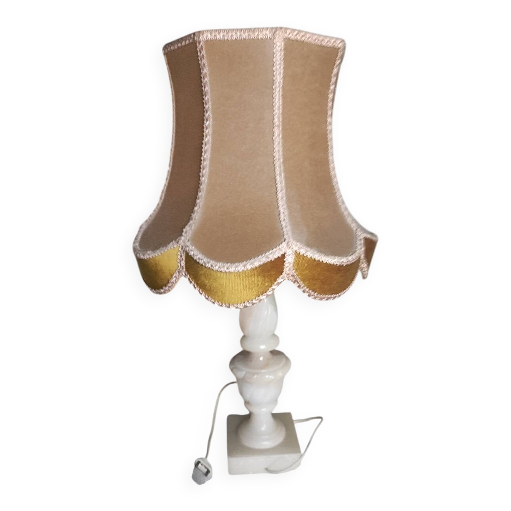 Vintage lamp with alabaster base