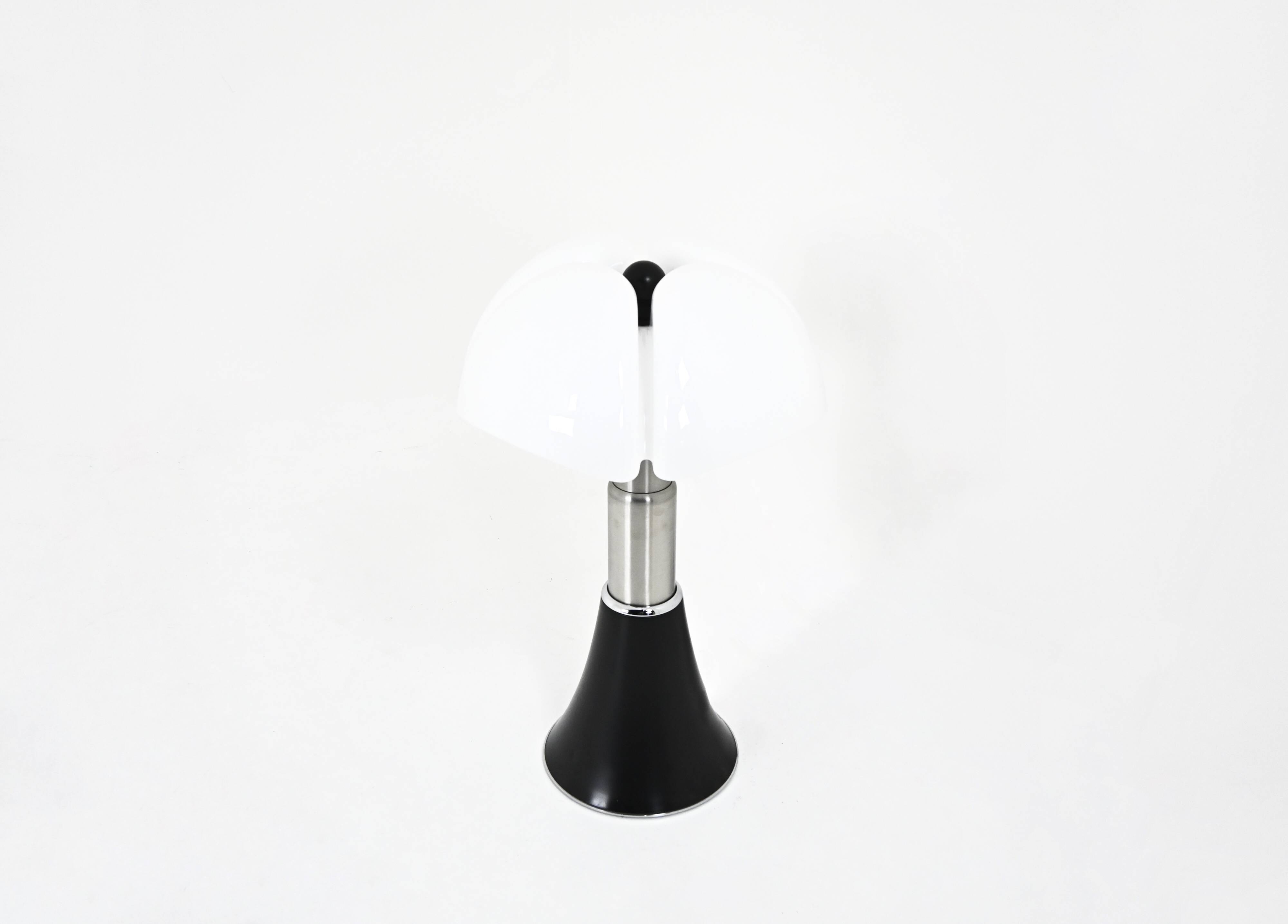 Black Pipistrello lamp by Gae Aulenti for Martinelli Luce, 1960s