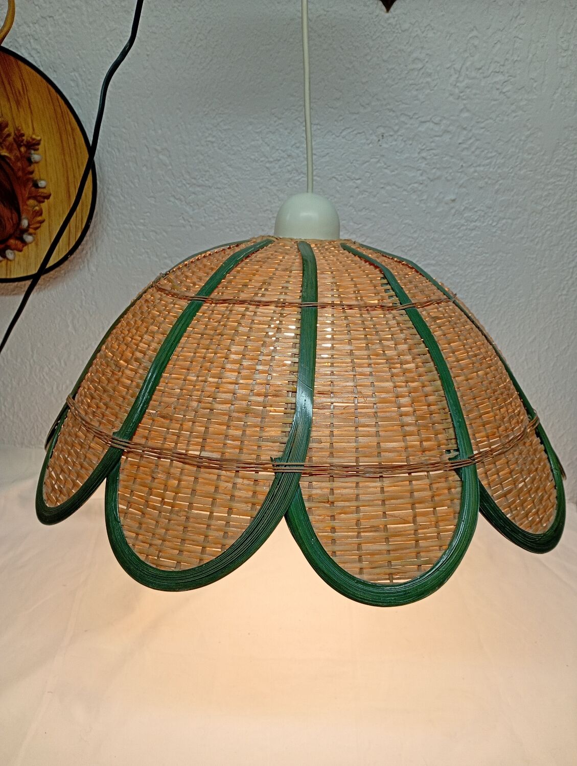 Rattan suspension