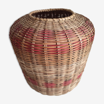 Wicker jar or vase