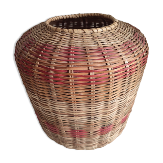 Wicker jar or vase