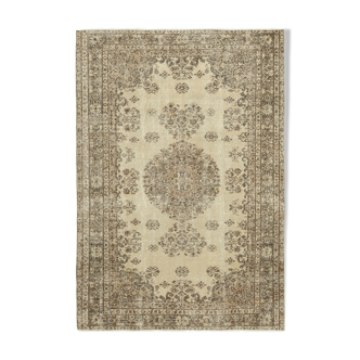 Tapis beige anatolien tissé à la main 182 cm x 270 cm