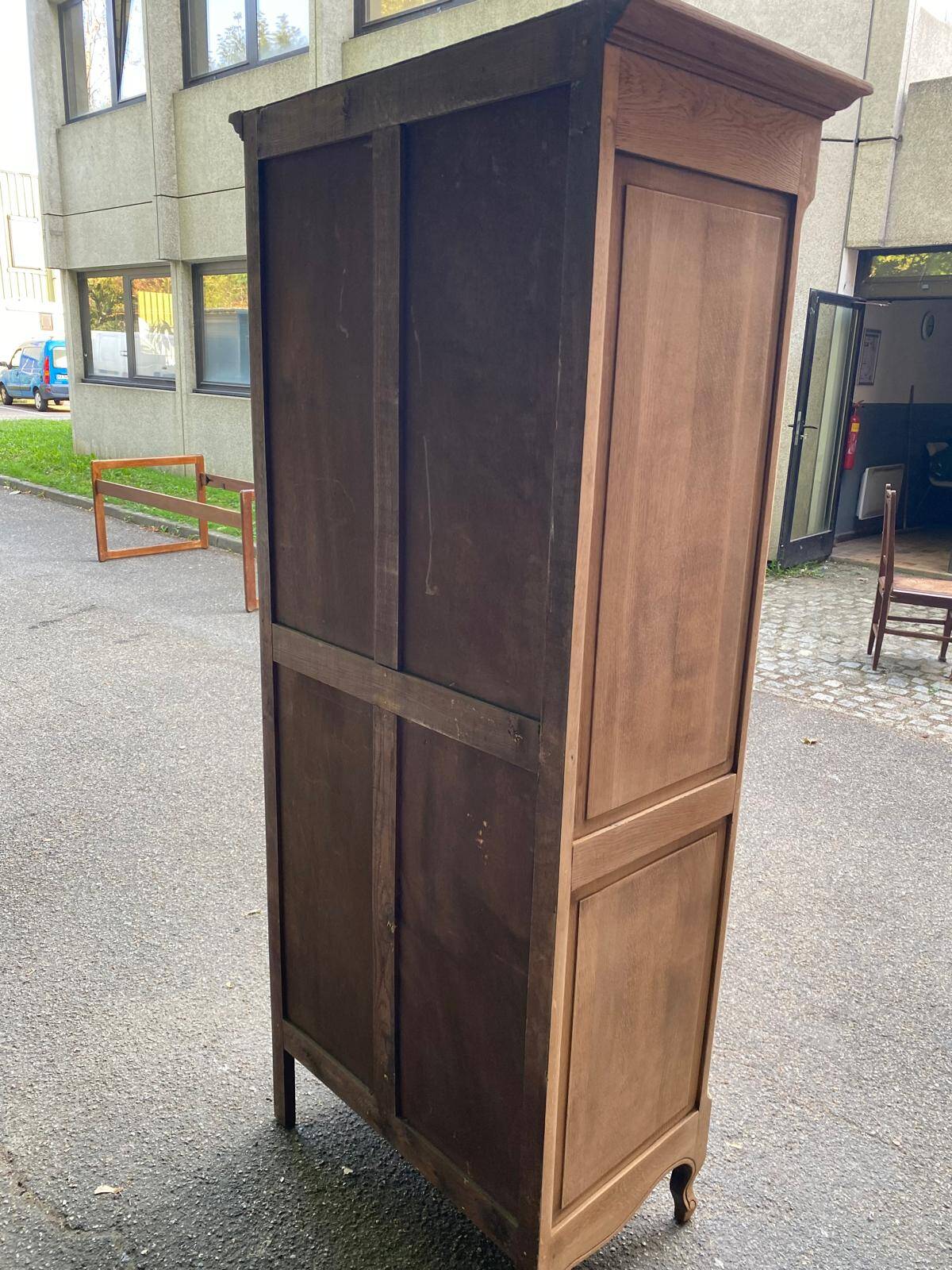 Louis XV boarding school wardrobe renovated in solid raw oak bonnetière
