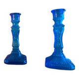 2 bougeoirs en verre bleu
