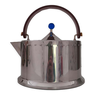 Ottoni teapot by Carsten Jörgensen for Bodum 1986