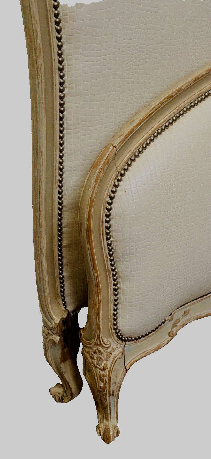 Louis XV style bed in 20th century patinated beech