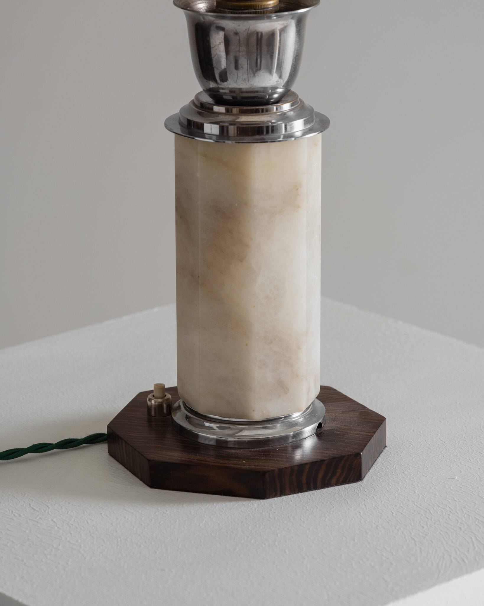 ART DECO ALABASTER LAMP, 1930s