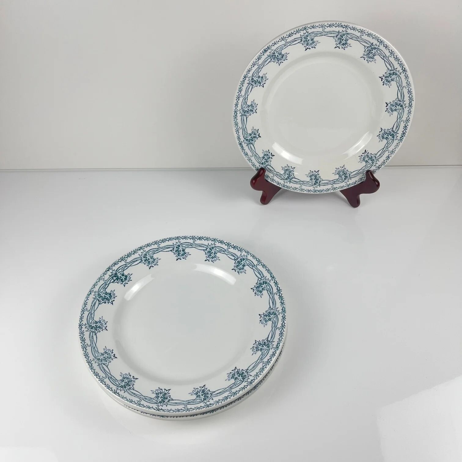 Set of 4 flat plates St Amand, circa 1930