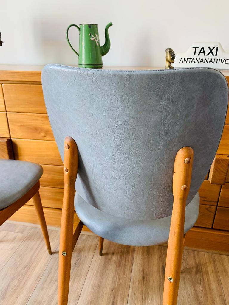 Pair of Pegase chairs by Baumann
