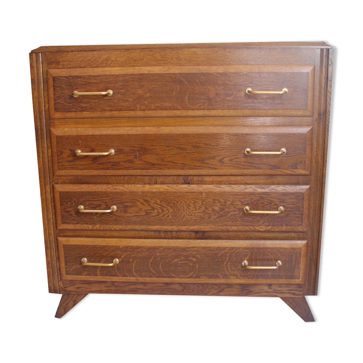 Chest of drawer compass feet