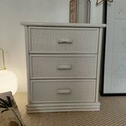 Vintage cane commode with 3 drawers - white patinated wood - seaside spirit
